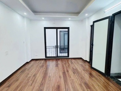 Bán nhà thanh am 30m 5 tầng căn đầu ngõ giá 6.x tỷ 1