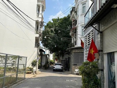 Siêu hiếm biệt thự 3 lầu - ôtô thông -lê thị hoa - tam bình 3