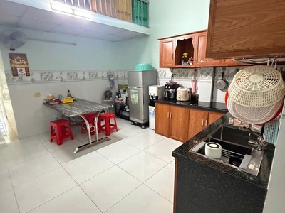 Nhà đẹp ngay chợ linh xuân - ôtô đậu cửa - thông khu chế xuất linh trung 3