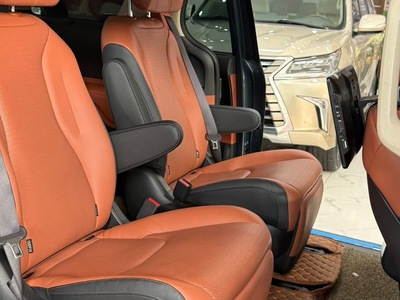 Bán KIA Canival Signature 7 chỗ, sản xuất 2022 chạy ít. Xe cực mới. 11