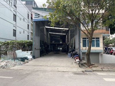 Cần bán 79,5m2 nhà C4 mặt phố Chính Trung, Gia Lâm. Đường 13m ba ô tô tránh nhau 0