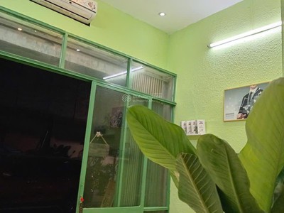 Bán nhà mặt tiền 3 tầng ngay trung tâm nhiều văn phòng, ngân hàng 1