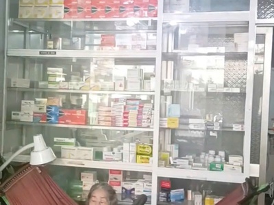 Do có việc về quê nên mình sang quầy thuốc đã hoạt động 6 năm 2
