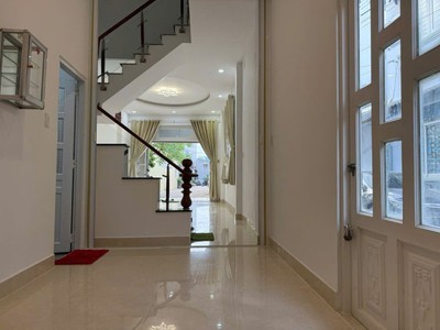 Bán nhà đường số 2, phường tăng nhơn phú b, thủ đức, tp hcm. dt 60m2. giá 6,3 tỷ, sổ hồng. liên hệ 1