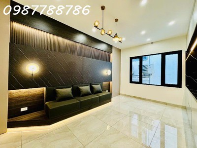 Nhà mới đón tết - đống đa - mặt phố, mặt ngõ phía sau ra phố hy cương - kinh doanh sầm uất 2