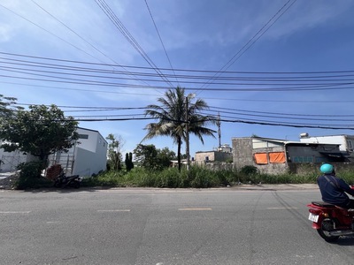 Củ chi: 1.800 m2thổ cư phú hòa đông ngang 25m giá đầu tư f0 0