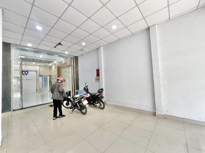 Cho thuê nhà mặt tiền tân kỳ tân quý q.tân phú 88m , 3lầu - cạnh ngã tư- 27triệu 3