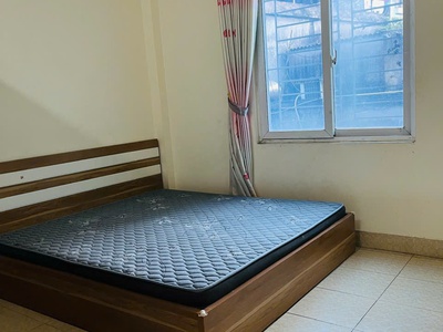 Cho thuê nhà nguyên căn 4 tầng gia quất- thượng thanh 2