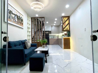 Hoàng hoa thám 35m x5 tầng 9,7 tỷ ngõ 3m,cách phố 40m lô góc,dân xây,nhà đẹp 2