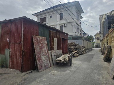 Cần bán lô đất ngõ thông từ 172 - 200 Cát Linh 90m2 giá chỉ 24tr/m2 1