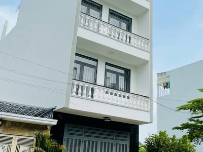 T1993  nhà thạnh xuân 25 q12, shr, vuông, 4.5x12m, 6.x tỷ x nhỏ 0
