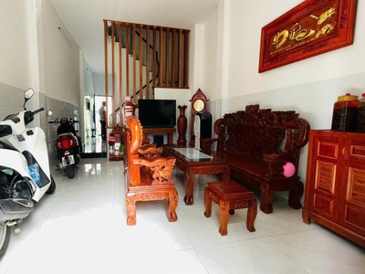 T1993  nhà thạnh xuân 25 q12, shr, vuông, 4.5x12m, 6.x tỷ x nhỏ 1