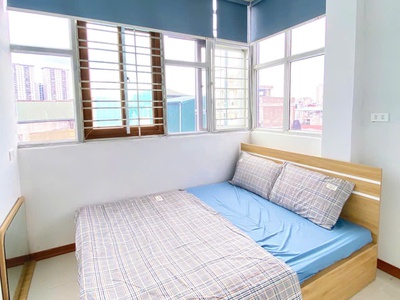 Cho thuê căn 2pn 1pk cực đẹp full đồ thoáng sáng tại ngõ 105 láng hạ, đống đa 2