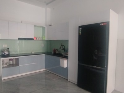 Chỉ 6.5 tỷ - siêu phẩm 3 tầng, hòa xuân - 4pn - gần phạm hùng, mẹ thứ. 2