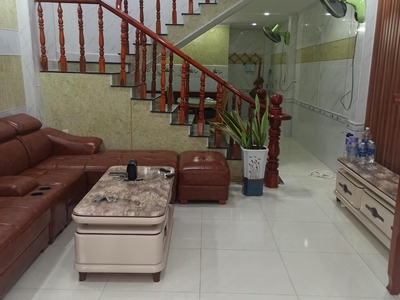 Bán nhà mặt tiền ngay chợ hiệp bình, đối diện gigamall phạm văn đồng, giá 5 tỷ 0