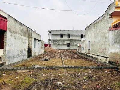 Bán 2 lô đất tdp tân hợp   tân thành, đối diện nhà văn hoá, đường 10m hiếm khu dân cư  giá đầu tư 2