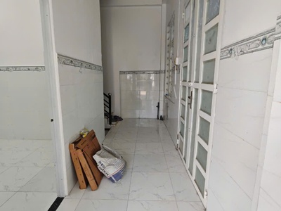 82. cho thuê nhà 4 triêụ 2 góc mặt tiền gần bệnh viện phụ sản cần thơ 3