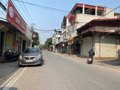 Bán đất tặng nhà cấp 4   gần chợ lắp ghép  gần trường cđ công nghệ- giá nhỉnh 2 tỷ 1