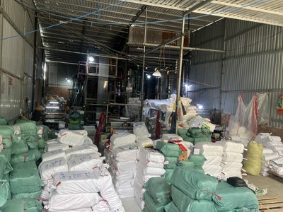 Cần bán 300m2 kho đường xe tải lê minh xuân 2