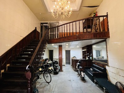 Linhhk cho thuê hội vũ   hàng bông 300m , giá 80 triệu 0