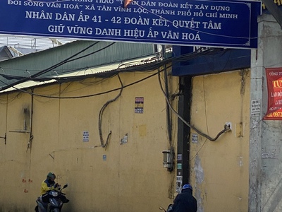 Cần bán nhanh lô đất ,vị trí đường ấp 4b,  vĩnh lộc b huyện bình chánh, khu dân cư đông đúc  gần 1