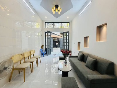 Nhà hxh đường trần khắc chân quận 1 phường tân định cũ. 1