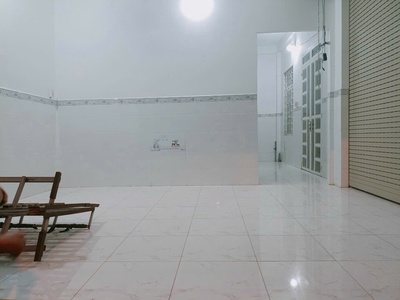 82. cho thuê nhà 4 triêụ 2 góc mặt tiền gần bệnh viện phụ sản cần thơ 2