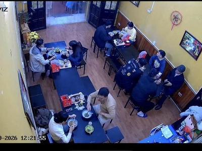 Em cần sang nhượng quán bún riêu cua tóp mỡ 0