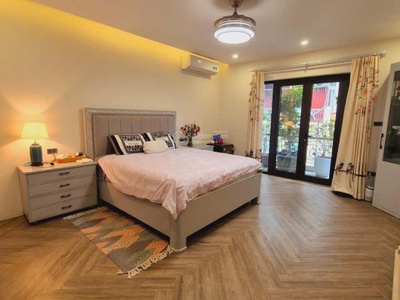 Bán nhà mặt phố phạm văn đồng - 200m mt 10m lô góc vỉa hè nhà mới thang máy kdvp gần kđt starlake 4