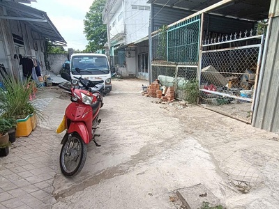 87. cho thuê nhà giá rẽ 2,5 triệu khu dân cư 3a 2