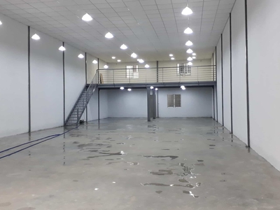 Cho thuê kho, nhà xưởng 360M2 và 500M2 tại Hoà Khánh, sẵn điện nước, giá từ 16 triệu 0