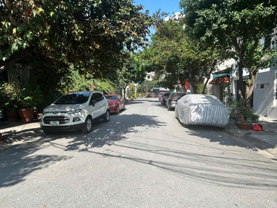 Bán nhà phân lô thiên lôi- gần aeon, 90m, đường 15m, giá 5.29 tỉ cực rẻ 2