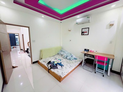 nhà 3 tầng kiên cố trung tâm hải châu kiệt núi thành - nhà đẹp kiên cố - ở ngay. 2