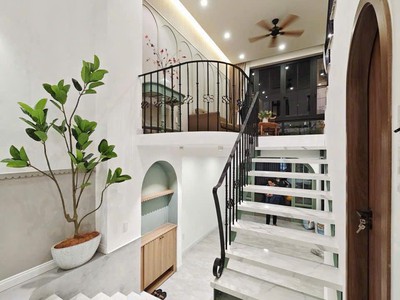 Nhà mới 3 tầng kiệt ô tô hiếm hòa cường   hướng đông -  sát đường lê thanh nghị - nhà đẹp ở ngay 2