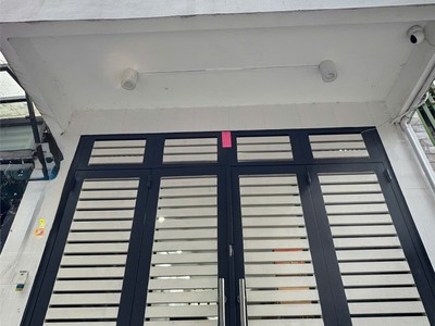 Quận 10 - hẻm trước nhà 4m - 4 tầng btct - nhà còn mới - nhỉnh 6 tỷ 1