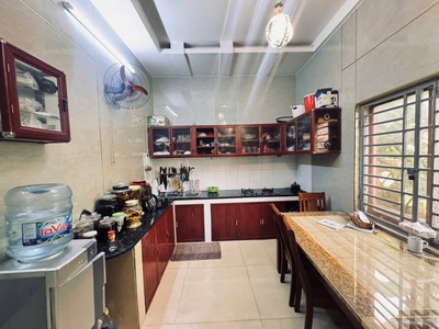 Bán gấp nhà hẻm xe hơi đường số 8   linh xuân, tp thủ đức  50m   ngang 6m  nhà 3 tầng  giá 5 tỷ 4