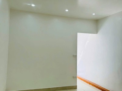 Bán nhà 3 tầng khu chia lô ngõ đường Điện Biên Phủ, TP HD, 45.7m2, 3 ngủ, 2 vs, đường oto 3