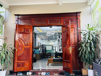 Bán nhà 4 tầng 4 ngủ đường Lương Văn Can, Liên Bảo, Vĩnh Yên, Vĩnh Phúc. Giá chỉ 7.85 tỷ 1