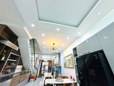 Bán nhà 4 tầng 4 ngủ đường Lương Văn Can, Liên Bảo, Vĩnh Yên, Vĩnh Phúc. Giá chỉ 7.85 tỷ 4