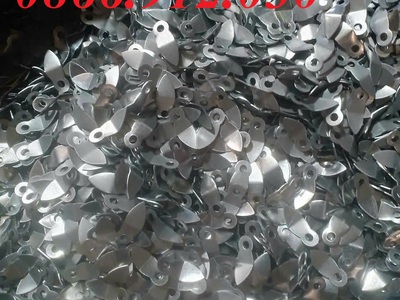 Nơi cung cấp phụ kiện tranh ảnh và móc treo tranh uy tín 2