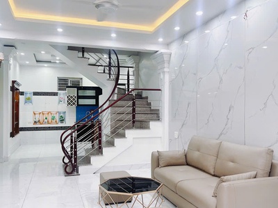 Bán nhà ngõ oto qua lại tại Phương Lưu 1