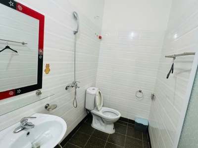 Bán nhà ngõ oto qua lại tại Phương Lưu 5