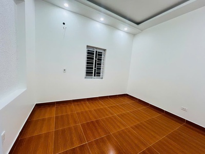 Bán nhà ngõ oto qua lại tại Phương Lưu 10