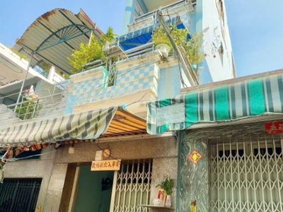 Nhà 2 lầu/st hẻm 5m nguyễn duy p12q8 0