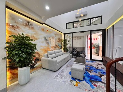 Nhà đẹp- full nội thất - về ở ngay đón tết - gần hồ tây  - tầm tiền quá hiếm-chốt ngay 36m2 0