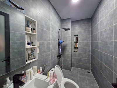 Bán nhà 3 tầng 50m2 đường số 6, linh xuân, thủ đức, tp hcm. giá 4,95 tỷ, sổ hồng chính chủ. 4