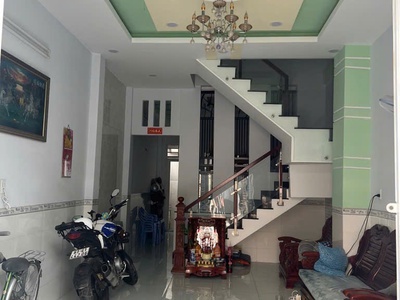 Bán nhà ngộp bank ngang 4m 54m2 hẻm xe hơi đường nguyễn văn quá quận 12 giá chỉ 4.x tỷ 1