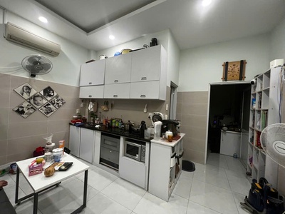 Bán nhà kdc hồng long   hiệp bình phước, thủ đức  107m   1 trệt 2 lầu  6pn  giá 8.5 tỷ  sổ riêng 0