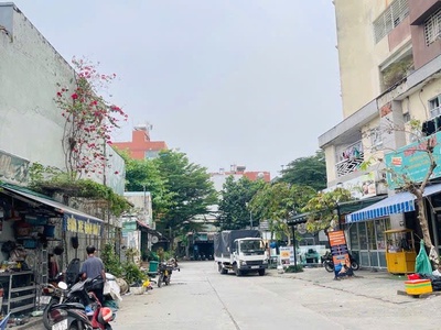 Bán nhà đẹp tặng nội thất 22m2 hẻm xe hơi đường nguyễn văn quá quận 12 giá chỉ 3.65tỷ 2