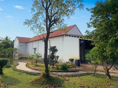 Cần bán 1500m2 nhà vườn và đất thổ cư hẻm xe hơi 1